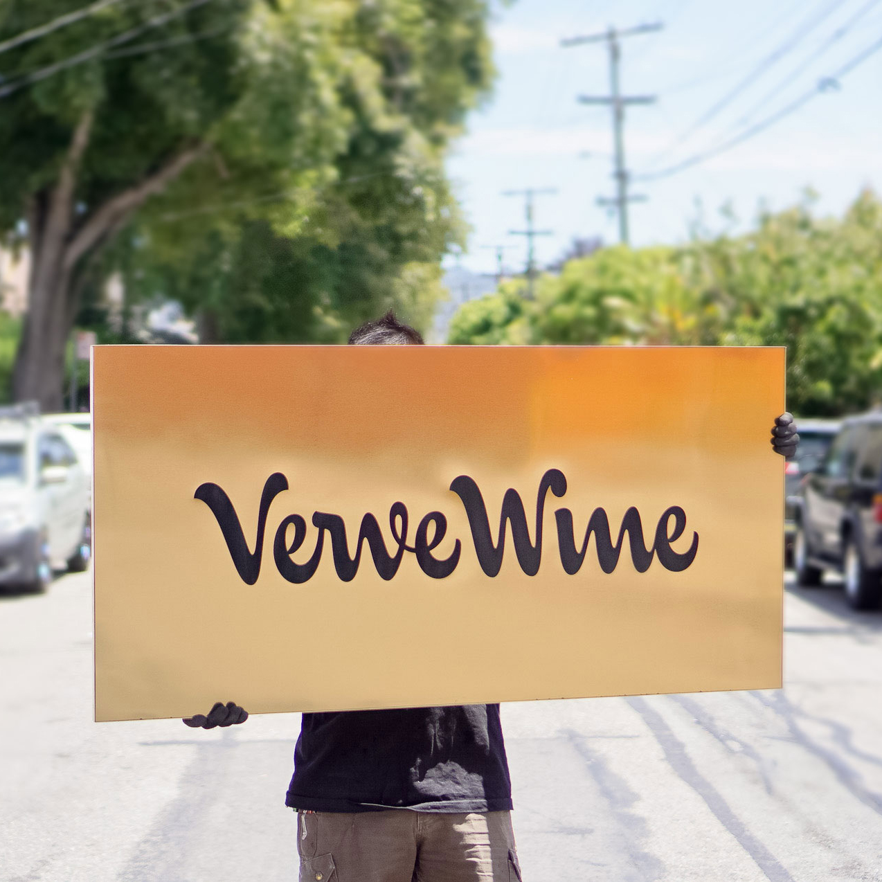 5 design tips to master the brass sign trend everyone’s swooning over